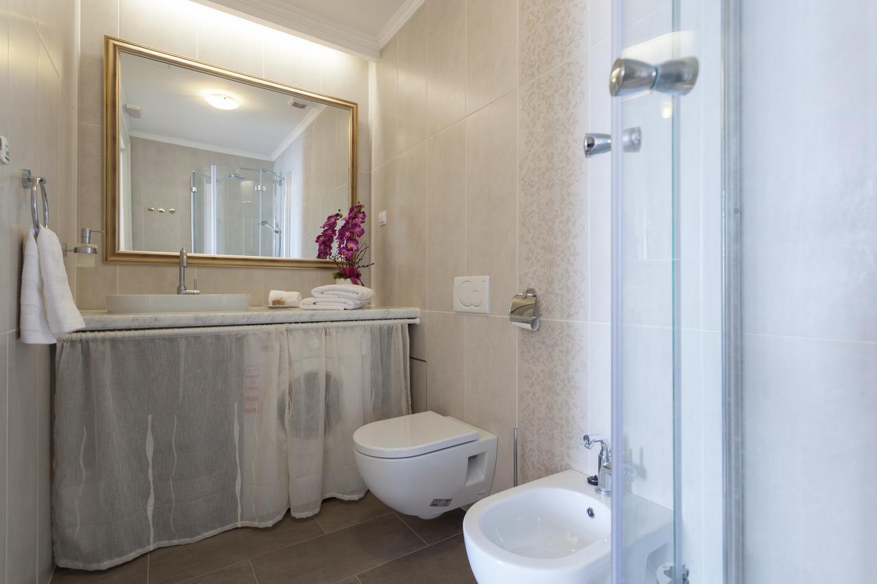 Luxury Beachfront Apartment Banje 두브로브니크 외부 사진