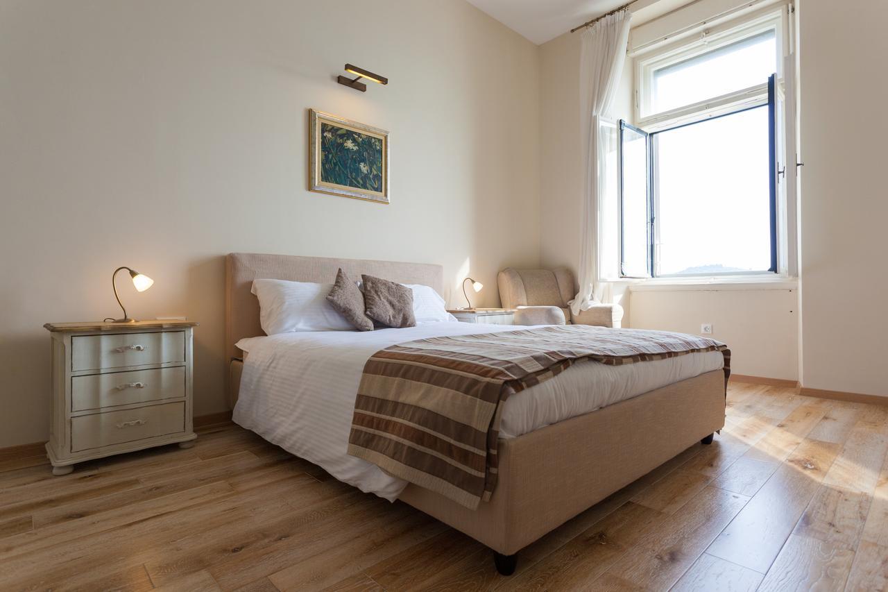 Luxury Beachfront Apartment Banje 두브로브니크 외부 사진